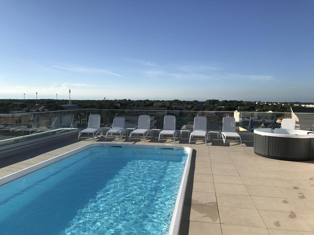 Condominio Quasar Bibione Exterior foto